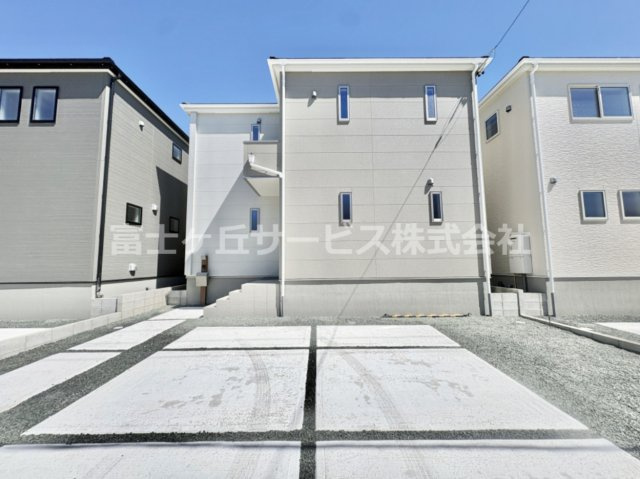 【外観】 | 田原市神戸町東大坪 新築一戸建て 3号棟 | 外観は落ち着いています