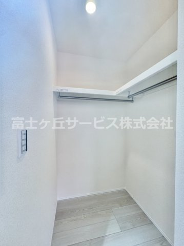 【収納】 | 田原市神戸町東大坪 新築一戸建て 3号棟 | ウォークインクローゼットです