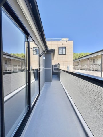 【バルコニー】 | 田原市神戸町東大坪 新築一戸建て 4号棟 | 広々としたバルコニーです