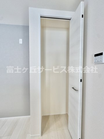【収納】 | 田原市神戸町東大坪 新築一戸建て 4号棟 | こまごまとしたものを収納できそうですね