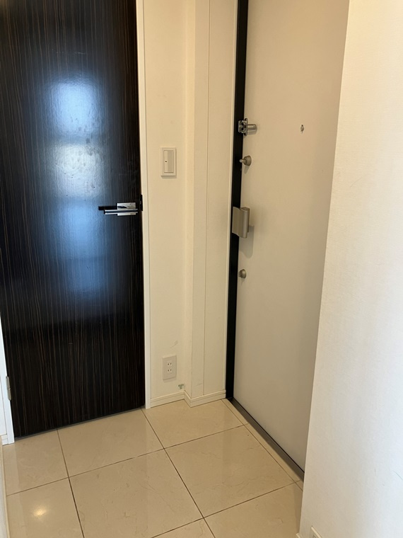 シティハウス中野中央の玄関
