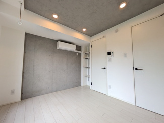 ウォークインクローゼットがあるお部屋です