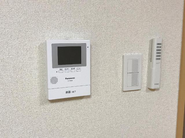 アーバンスカイの内装|カメラ付インターホン