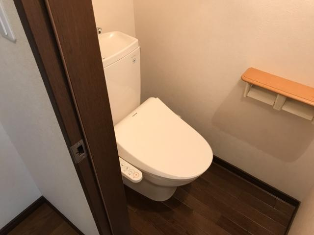 ティンカーベル元町の設備|シャワー付トイレ