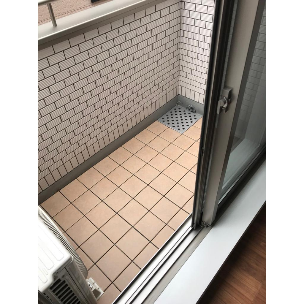 tavolozza Kamisawaのバルコニー