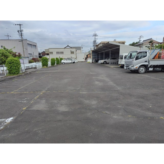 本巣郡北方町北方の駐車場