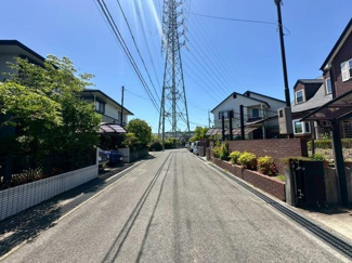 【前面道路含む現地写真】