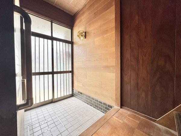 【玄関】 | 気持ちの良い朝は、毎日ここからスタートしていきます♪散らかりがちな玄関まわりも、豊富な収納を用意すればいつもすっきりします！