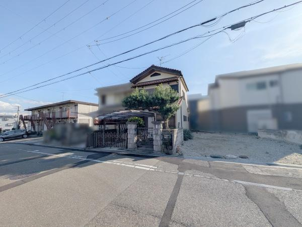 【前面道路含む現地写真】 | 周辺には、コンビニやスーパーなどの生活に便利な施設が揃っております♪