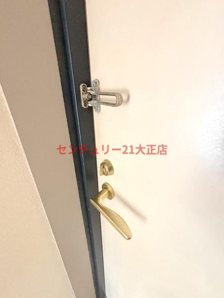 大阪市港区波除２丁目の賃貸マンションの玄関