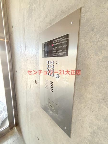 大阪市港区波除２丁目の賃貸マンションのエントランス