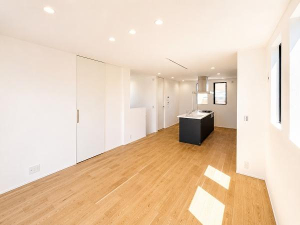 茅ヶ崎市松林１丁目の新築一戸建の居間・リビング