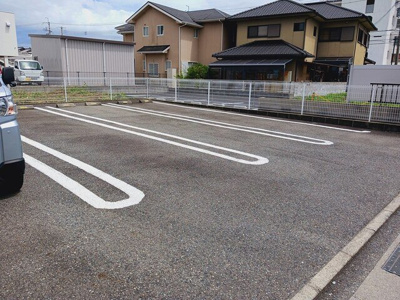 【駐車場】 | エレガンシア
