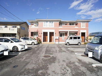  | アラモードヴィラ | 駐車場2台可能です♪