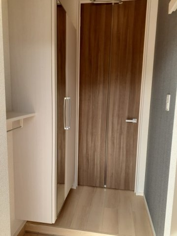 ＳＫ　パレスの玄関