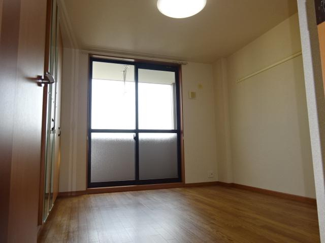 プレステージ壱番館の内装|室内