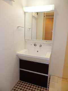 CASA Gの洗面所