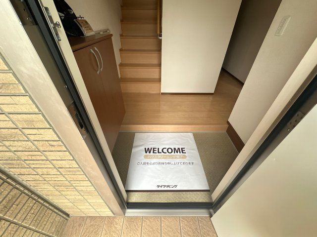 エクセレントの玄関