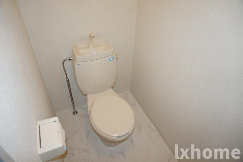 ハイツ芙蓉のトイレ|コンパクトで使いやすいトイレです