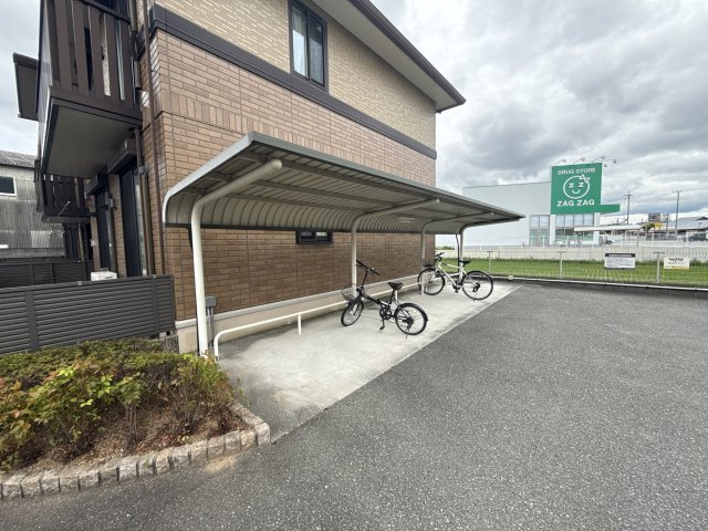 コンフォート上原田　A棟の駐車場