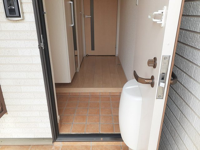ホーム　ウェイの玄関|落ち着いた玄関です