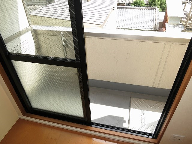 【バルコニー】
