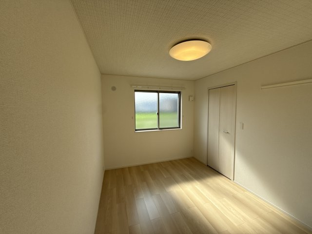 継アパートの寝室