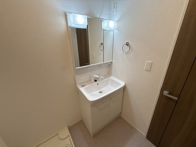継アパートの洗面所