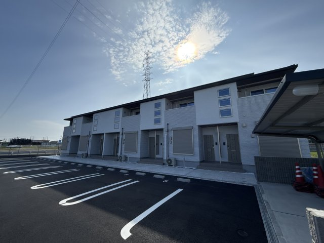 継アパートの外観