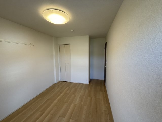 継アパートの洋室
