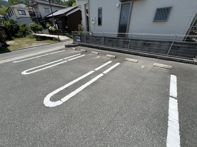 サングレイスＡの玄関