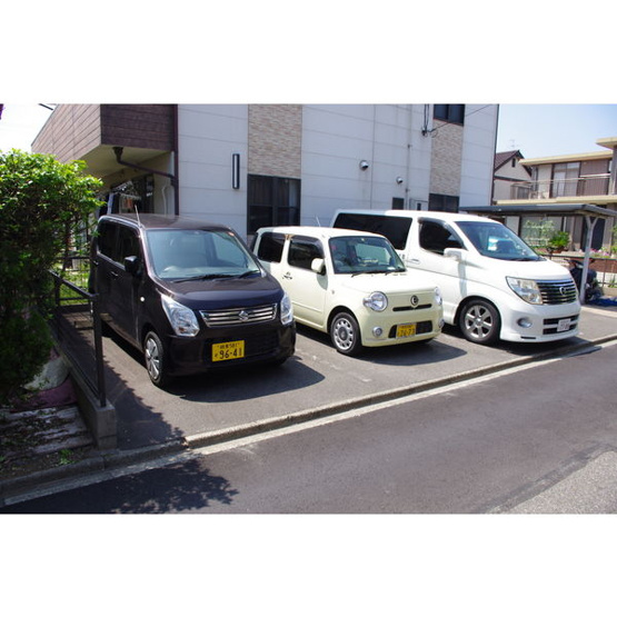 【駐車場】 | ビレッジサカエ