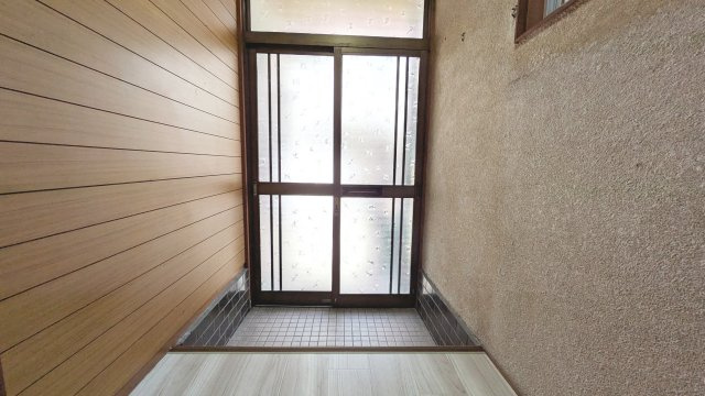 【玄関】