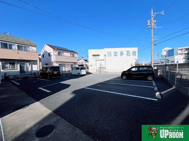 イルマーレⅡの駐車場