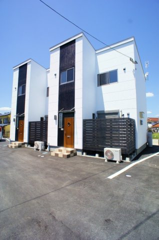 久留米市荒木町荒木のテラスの駐車場|類似物件の参考写真です。