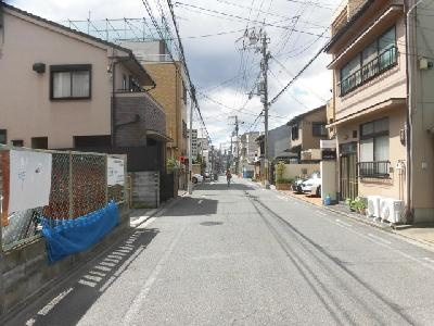 ヴェルビュ二条城東の周辺|前面道路