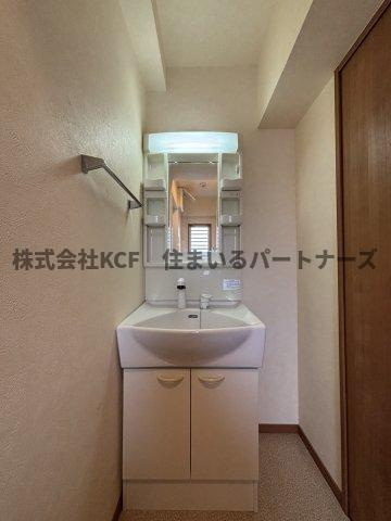 アヴァンティ久留米中央の独立洗面台|使いやすい独立洗面台です