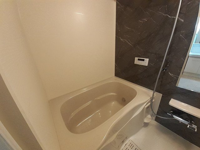 リヴァージュ　Ｋの浴室