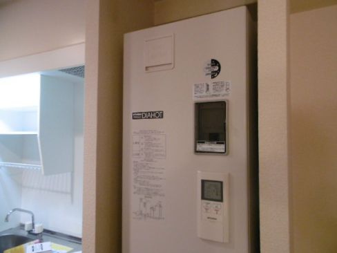 ジェイプライド難波南の玄関|ジェイ・プライド難波南　電気温水器