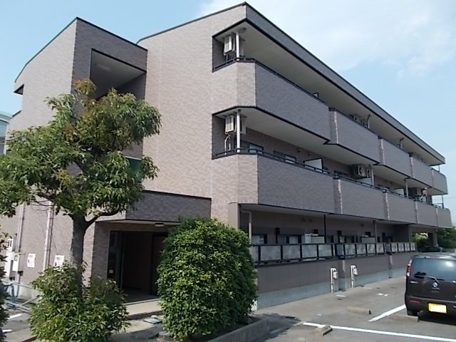 ステージアいずみの外観|外観は落ち着いています