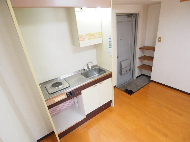 柳本マンションのキッチン|キッチンです