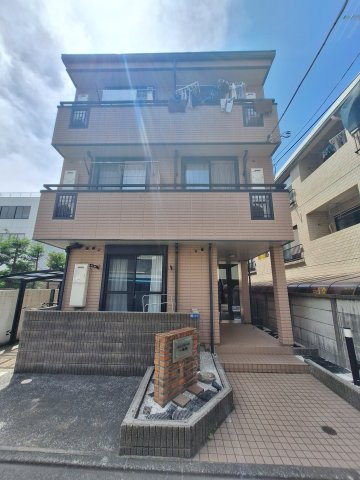 メゾンロワール一番館の外観