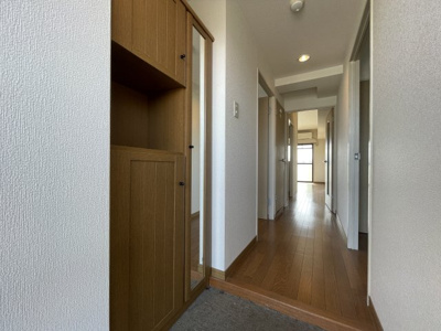 【玄関】 | サルヴェＫ都紀和 | 同タイプ別部屋、現状優先