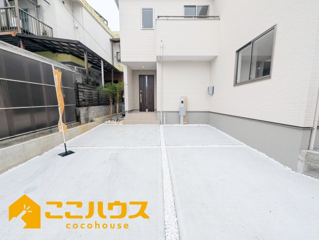 宜野湾市野嵩　新築戸建て　全2棟　1号棟の駐車場|駐車並列2台