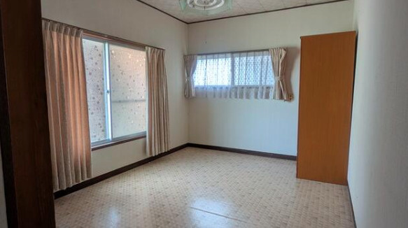 大生院　中古戸建の洋室