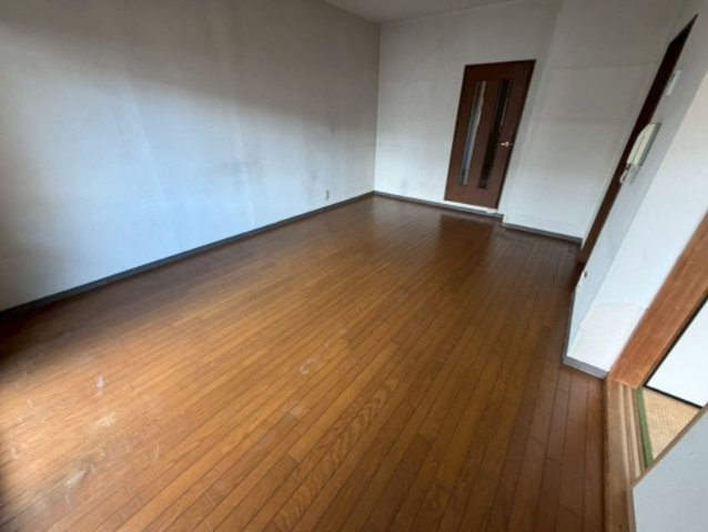 クレスト白鳥の居間・リビング