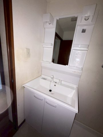 クレスト白鳥の洗面所