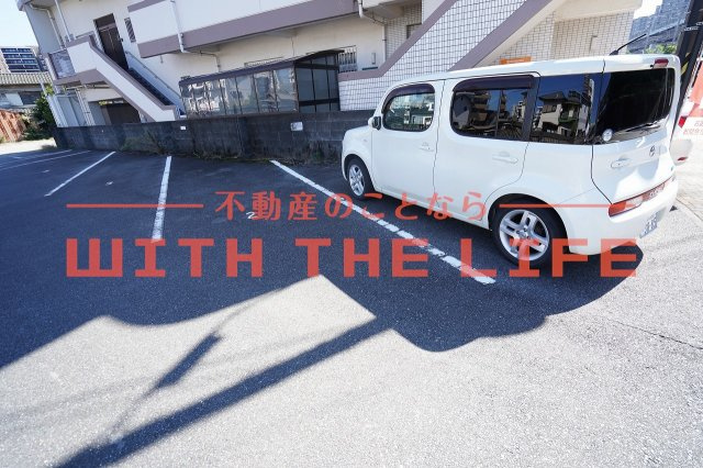 浜武シティビル【キャッシュバック対象物件】の駐車場|駐車場があります
