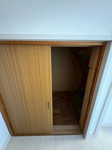 大楽毛西2-30-16店舗付住宅の収納