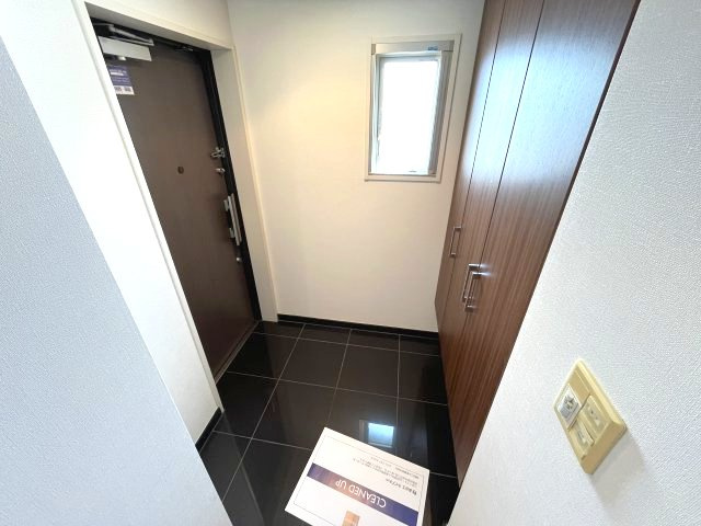 レジディア都島Ⅱの玄関